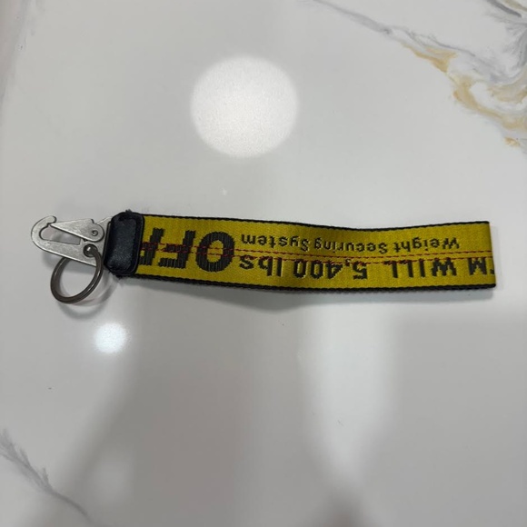 Off-White Keychain - Picture 2 of 2